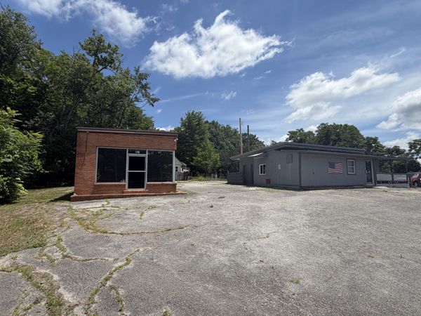 853 Beersheba Hwy , McMinnville, TN 37110