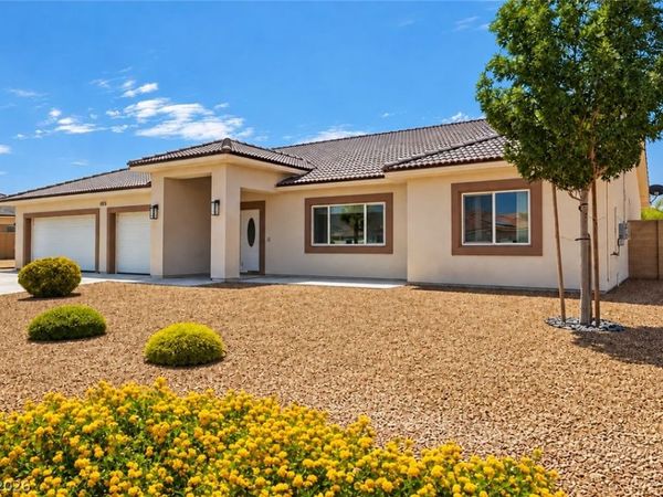 4951 E Parkwood Drive, Pahrump, NV 89061