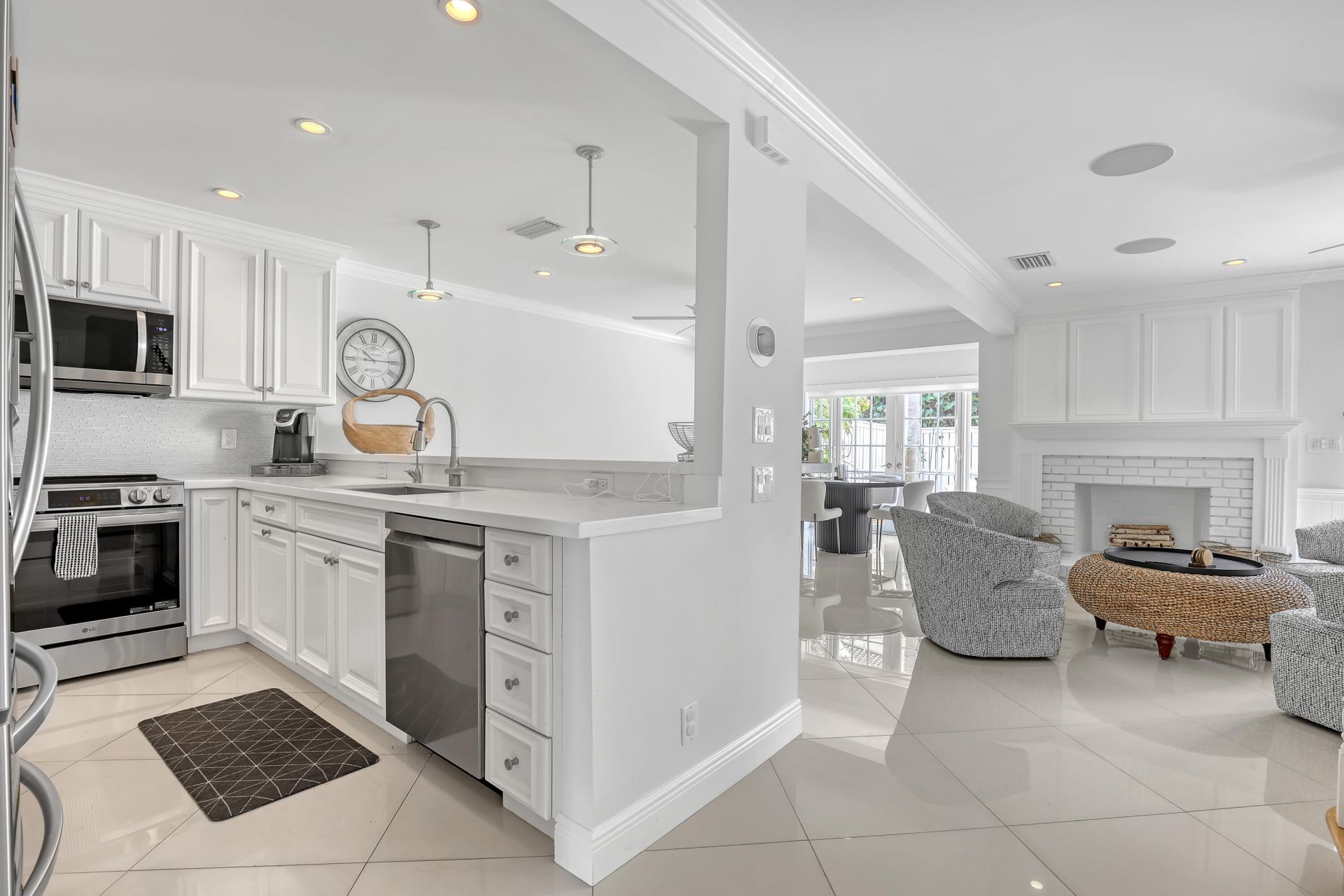 220 Celestial Way, Unit 6, Juno Beach, FL 33408 Photo