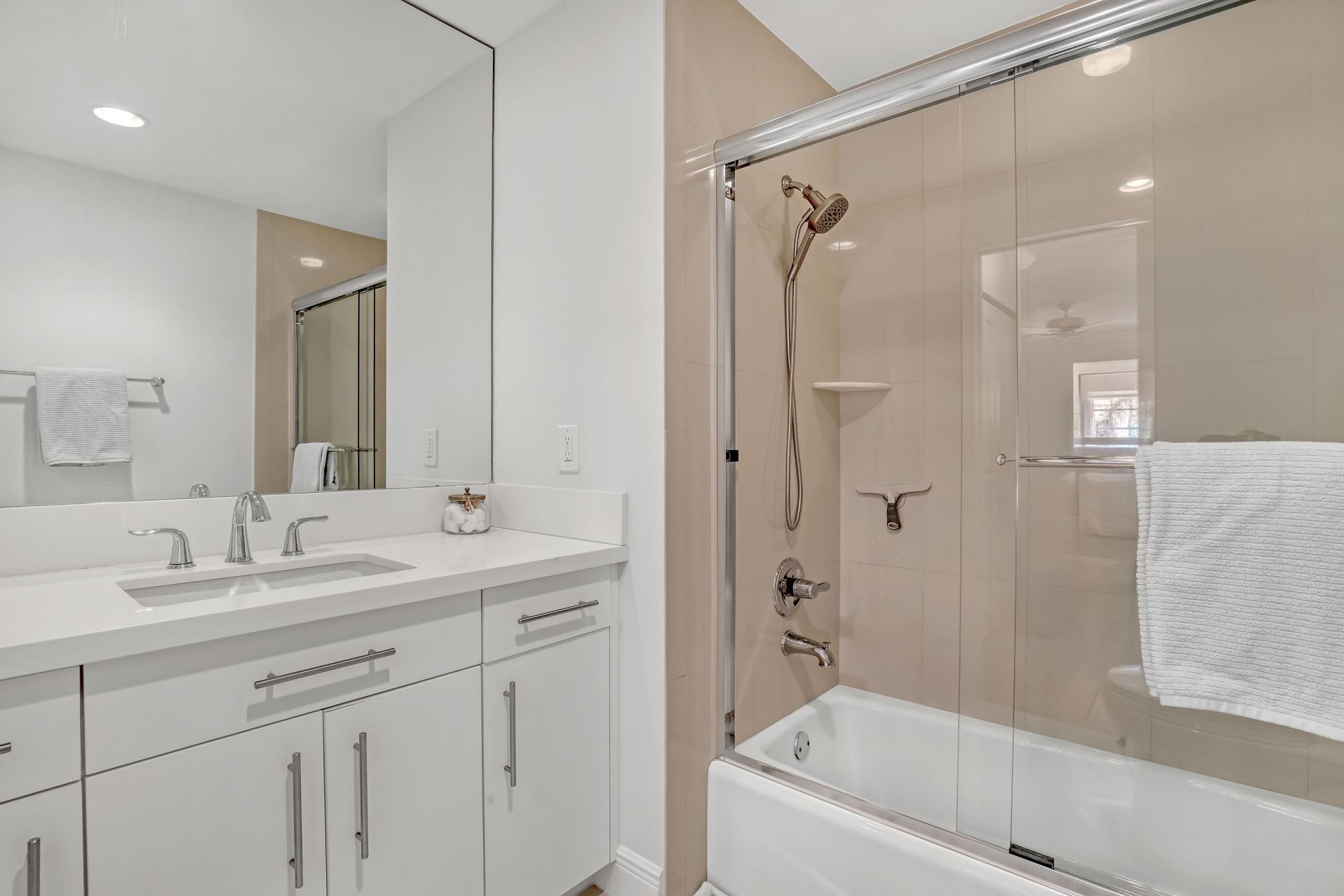 220 Celestial Way, Unit 6, Juno Beach, FL 33408 Photo