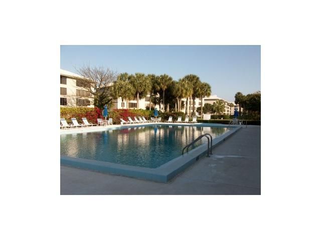 3540 Whitehall Drive, Unit 203, West Palm Beach, FL 33401 Photo