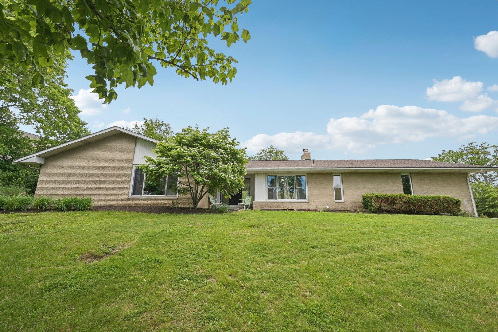 385 Taylor Blair Road, West Jefferson, OH 43162 Main Photo