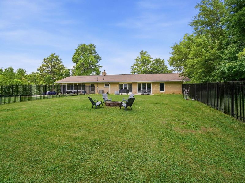 385 Taylor Blair Road, West Jefferson, OH 43162 Photo 4