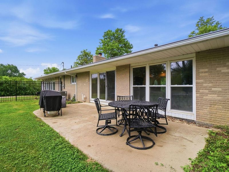 385 Taylor Blair Road, West Jefferson, OH 43162 Photo 5