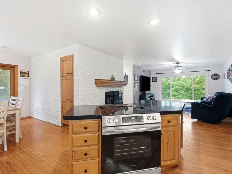 385 Taylor Blair Road, West Jefferson, OH 43162 Photo 9