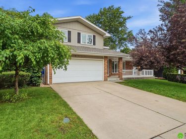 5111 S 32 Street, Lincoln, NE 68516