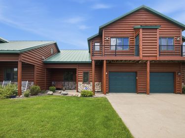33176 170th Lane, Unit 7, Isle, MN 56342