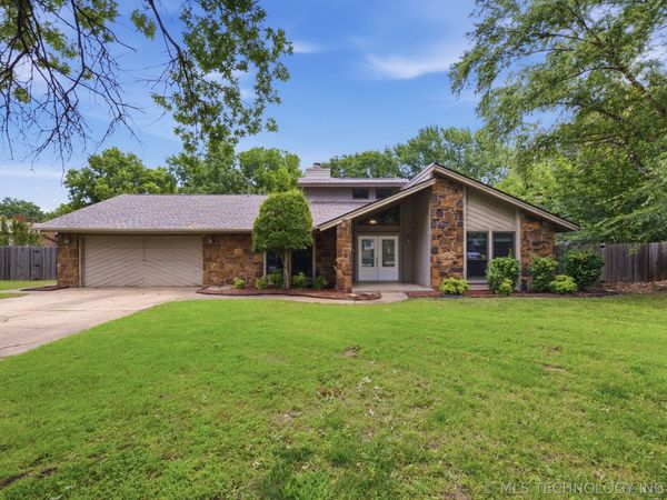 8703 S 73rd East Avenue , Tulsa, OK 74133