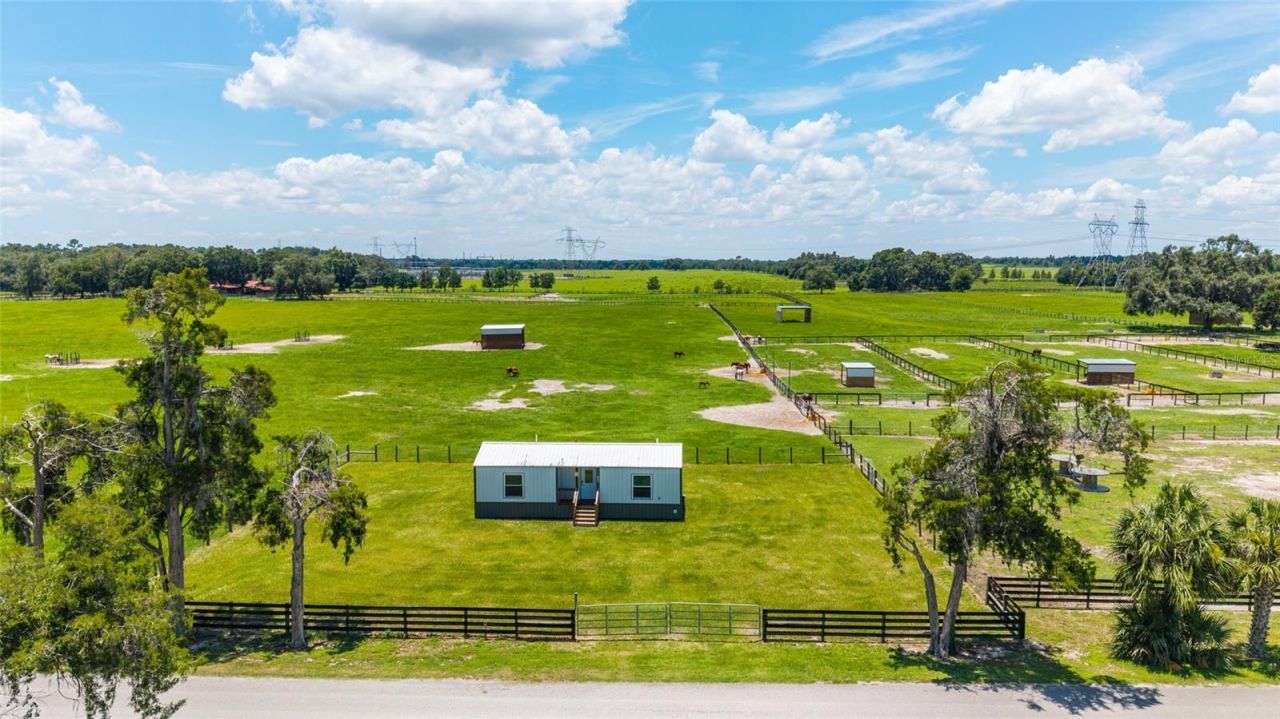 1231 NW 102nd Boulevard, Wildwood, FL 34785 Photo