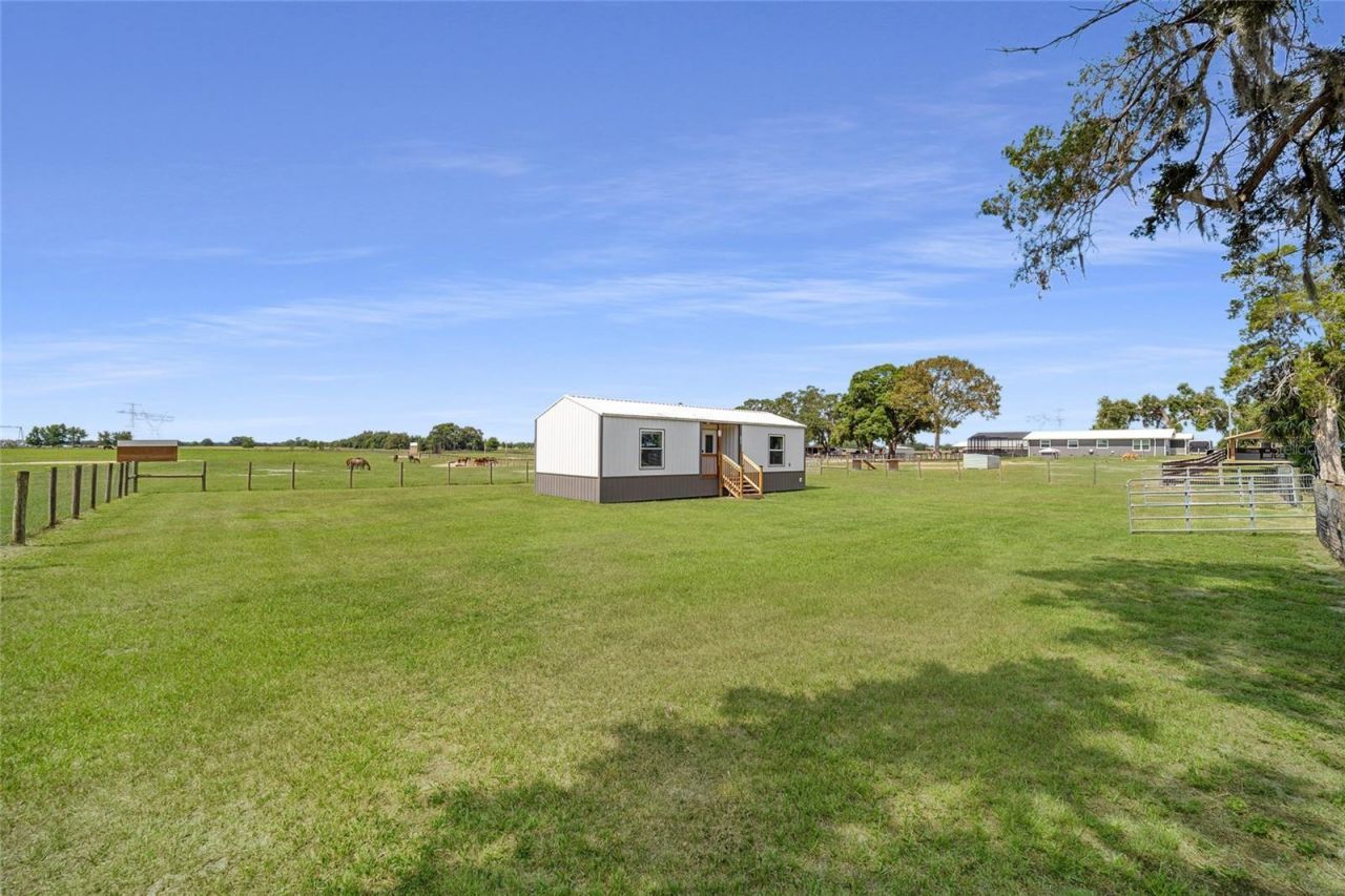 1231 NW 102nd Boulevard, Wildwood, FL 34785 Photo