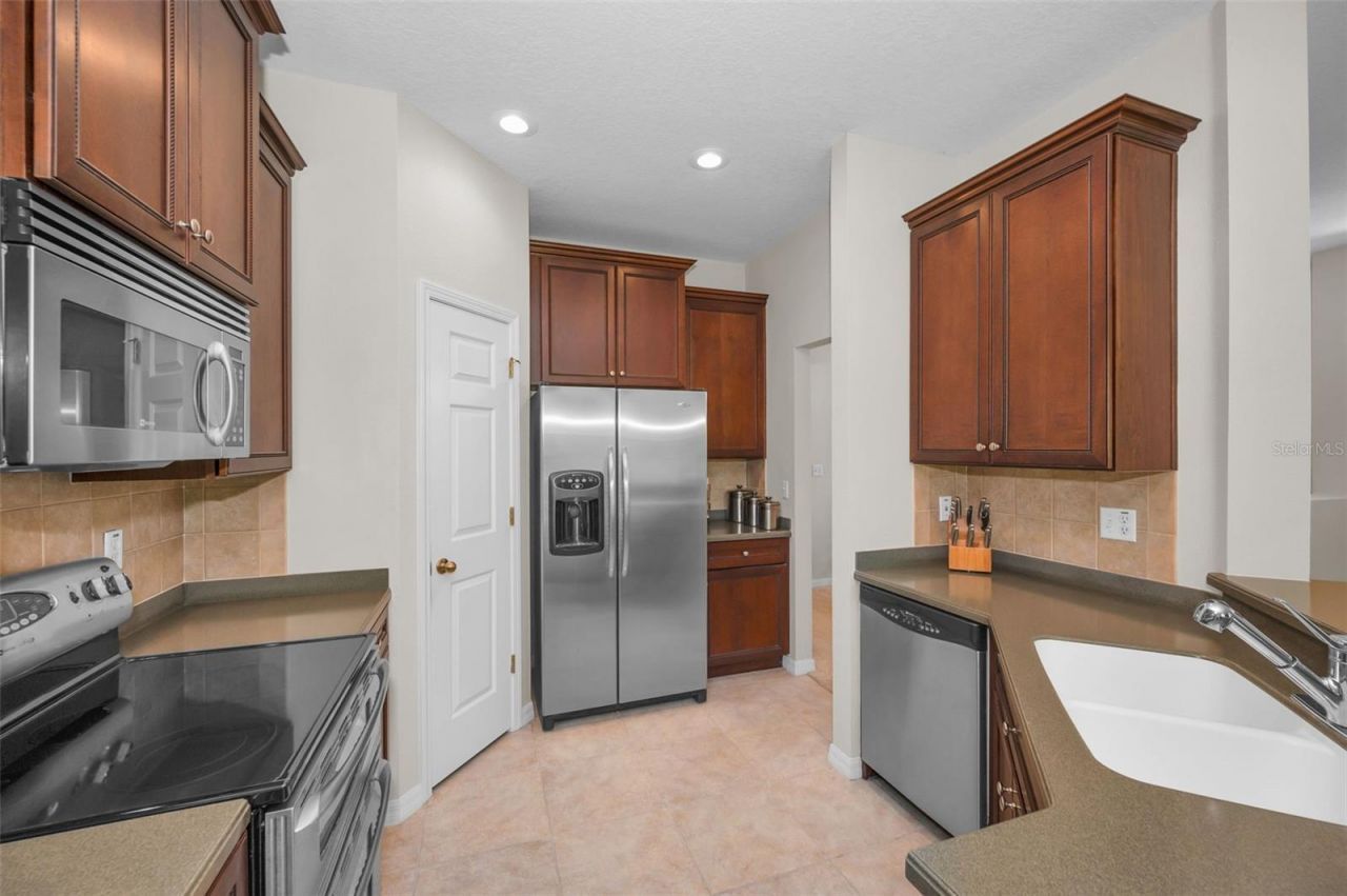 8525 Shallow Creek, New Port Richey, FL 34653 Photo