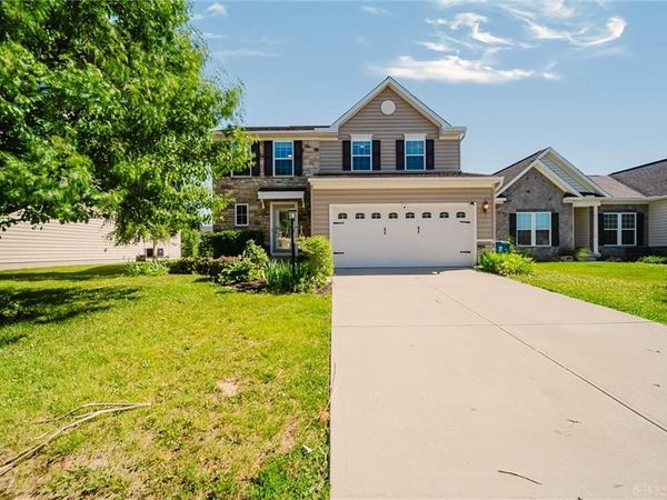 5148 Dayflower Drive, Tipp City, OH 45371