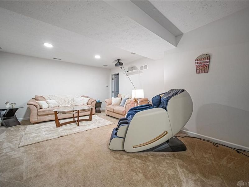 5148 Dayflower Drive, Tipp City, OH 45371 Photo 38