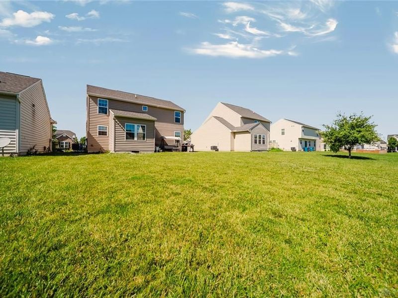 5148 Dayflower Drive, Tipp City, OH 45371 Photo 46