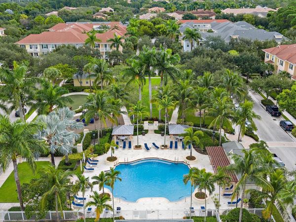275 Murcia Drive, Unit 202, Jupiter, FL 33458