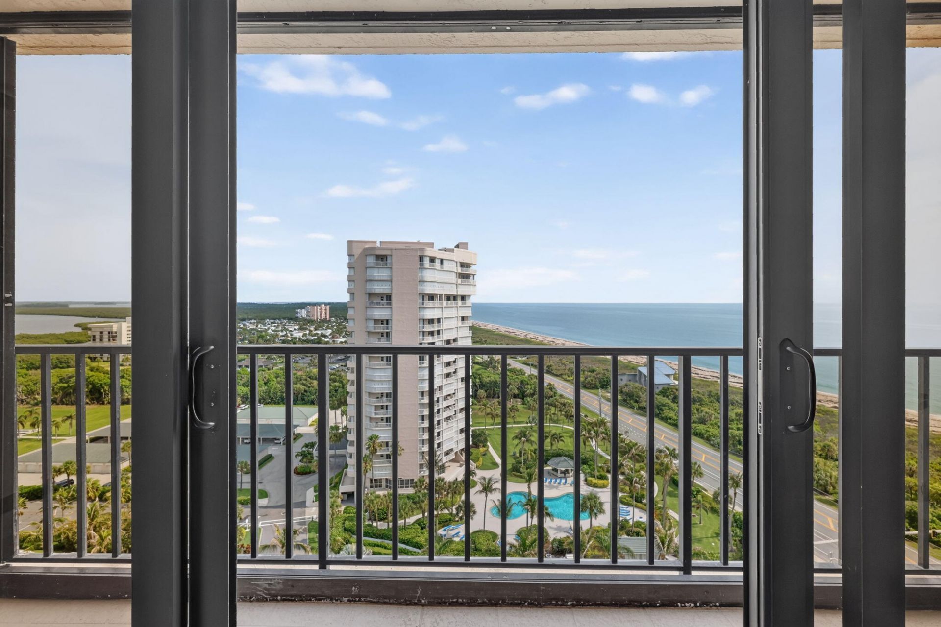 5047 N Highway A1a, Unit 1704, Hutchinson Island, FL 34949 Photo