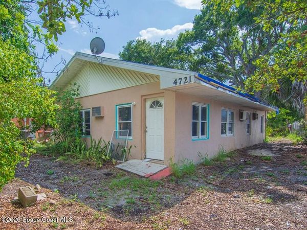 4721 28th Court , Vero Beach, FL 32967