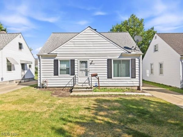 29940 Phillips Avenue, Wickliffe, OH 44092