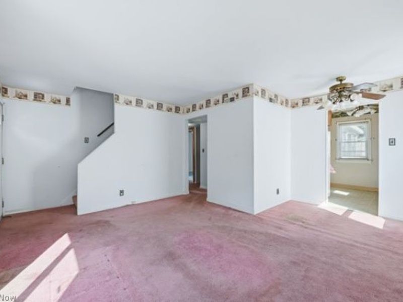 29940 Phillips Avenue, Wickliffe, OH 44092 Photo 11