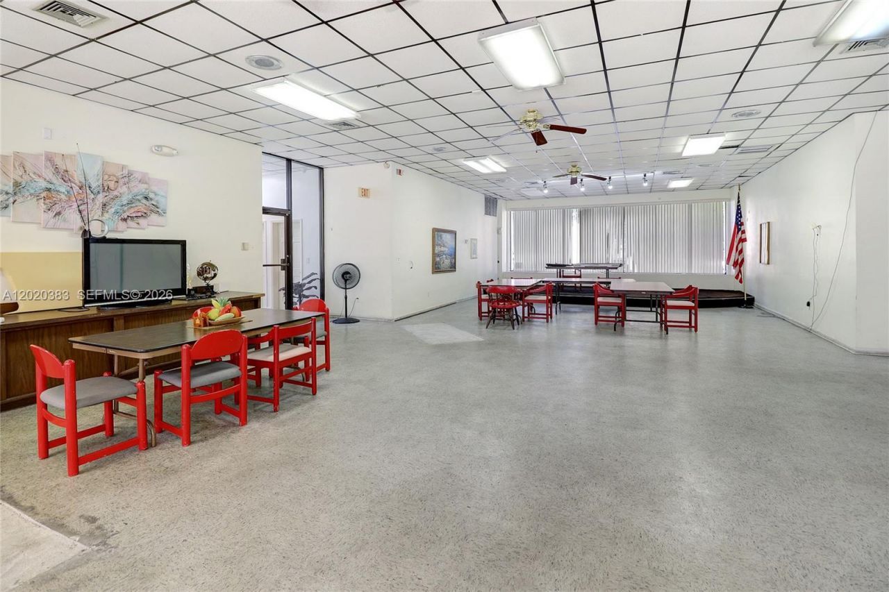 11905 NE 2nd Ave , Unit C403, North Miami, FL 33161 Photo