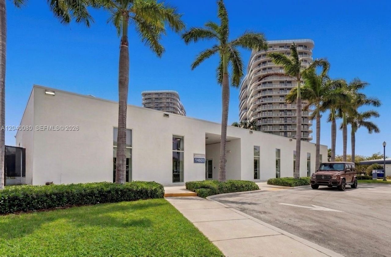 14951 Royal Oaks Ln , Unit 1202, North Miami, FL 33181 Photo