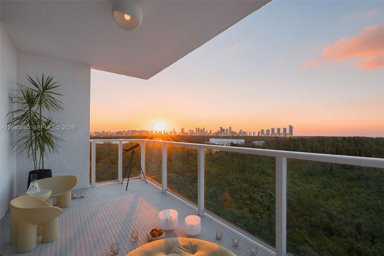 14951 Royal Oaks Ln , Unit 1202, North Miami, FL 33181 Photo