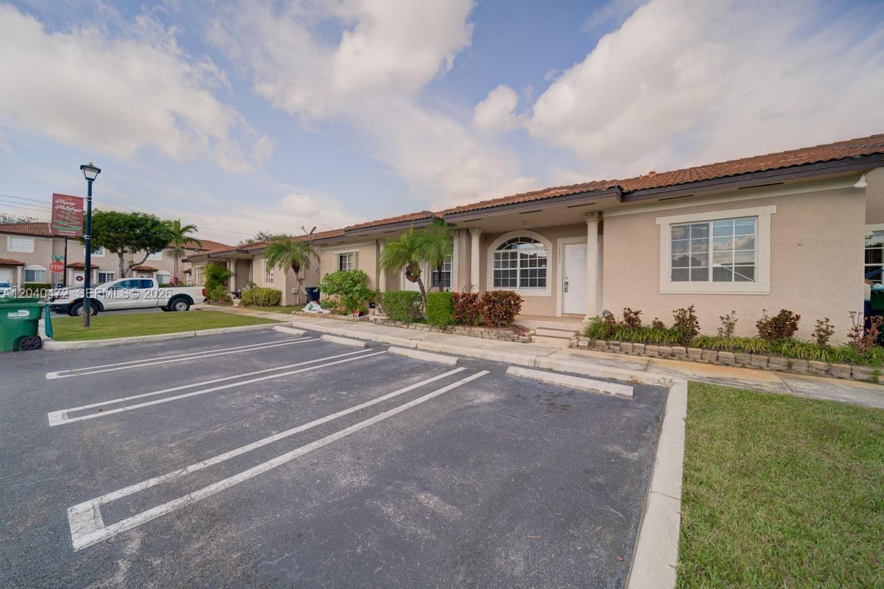 13801 SW 170th Ter , Miami, FL 33177 Photo