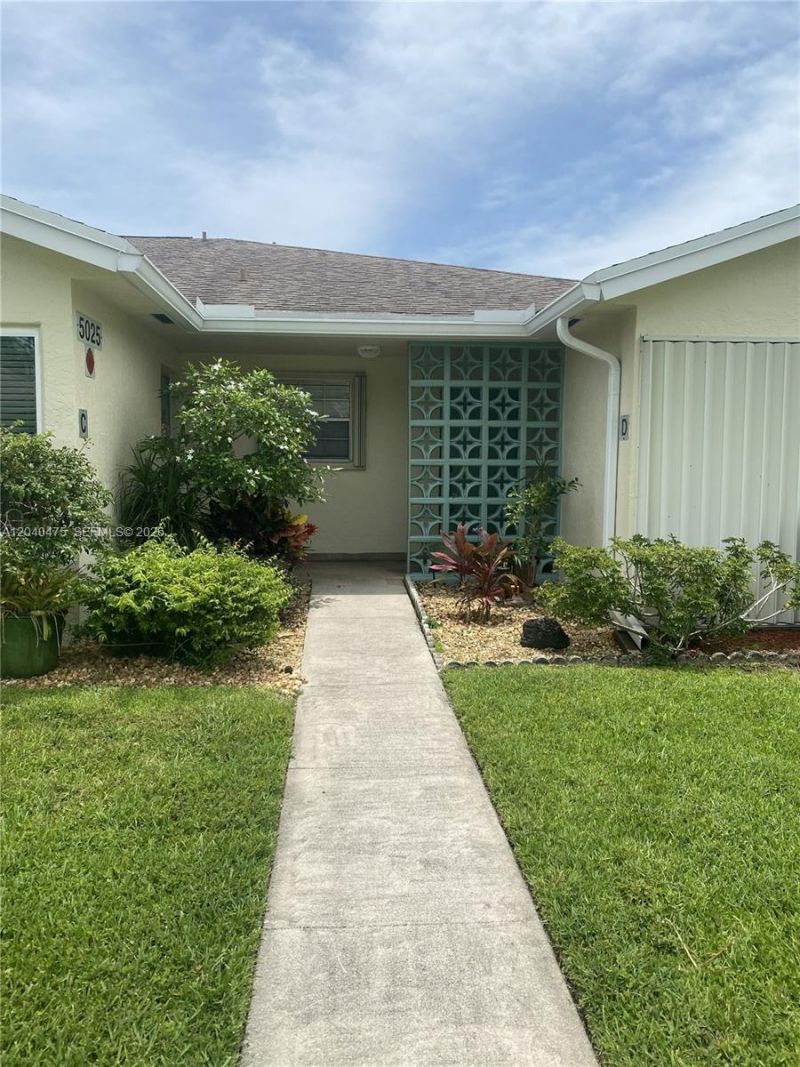 5025 Lakefront Blvd , Unit D, Delray Beach, FL 33484 Photo