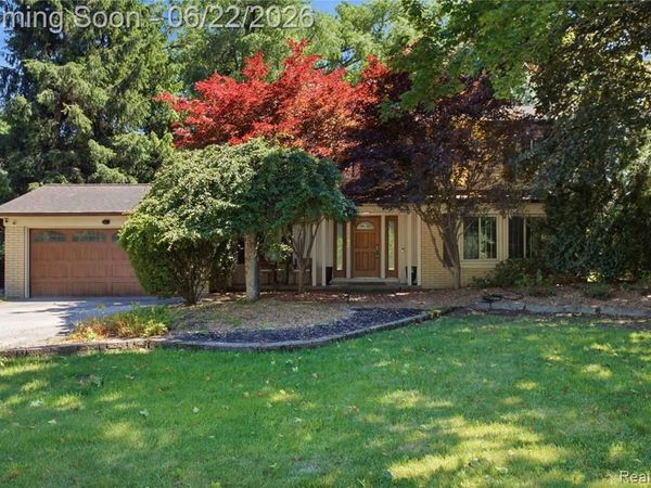 28143 W 12 Mile Road , Farmington Hills, MI 48334