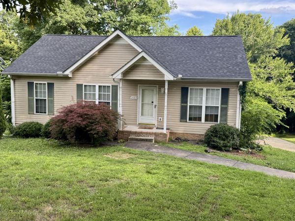 2099 Ferry Rd , Clarksville, TN 37040