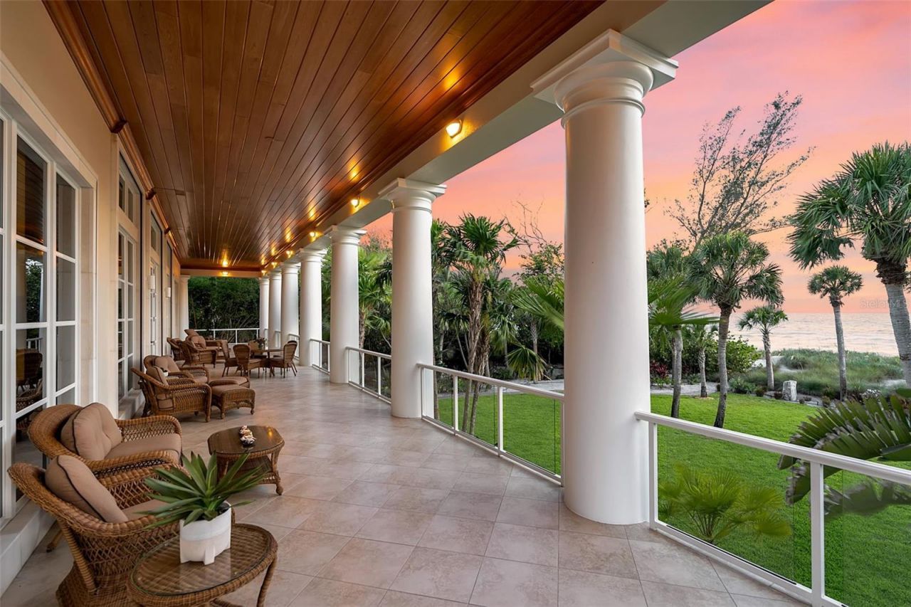 8132 Sanderling Road, Sarasota, FL 34242 Photo