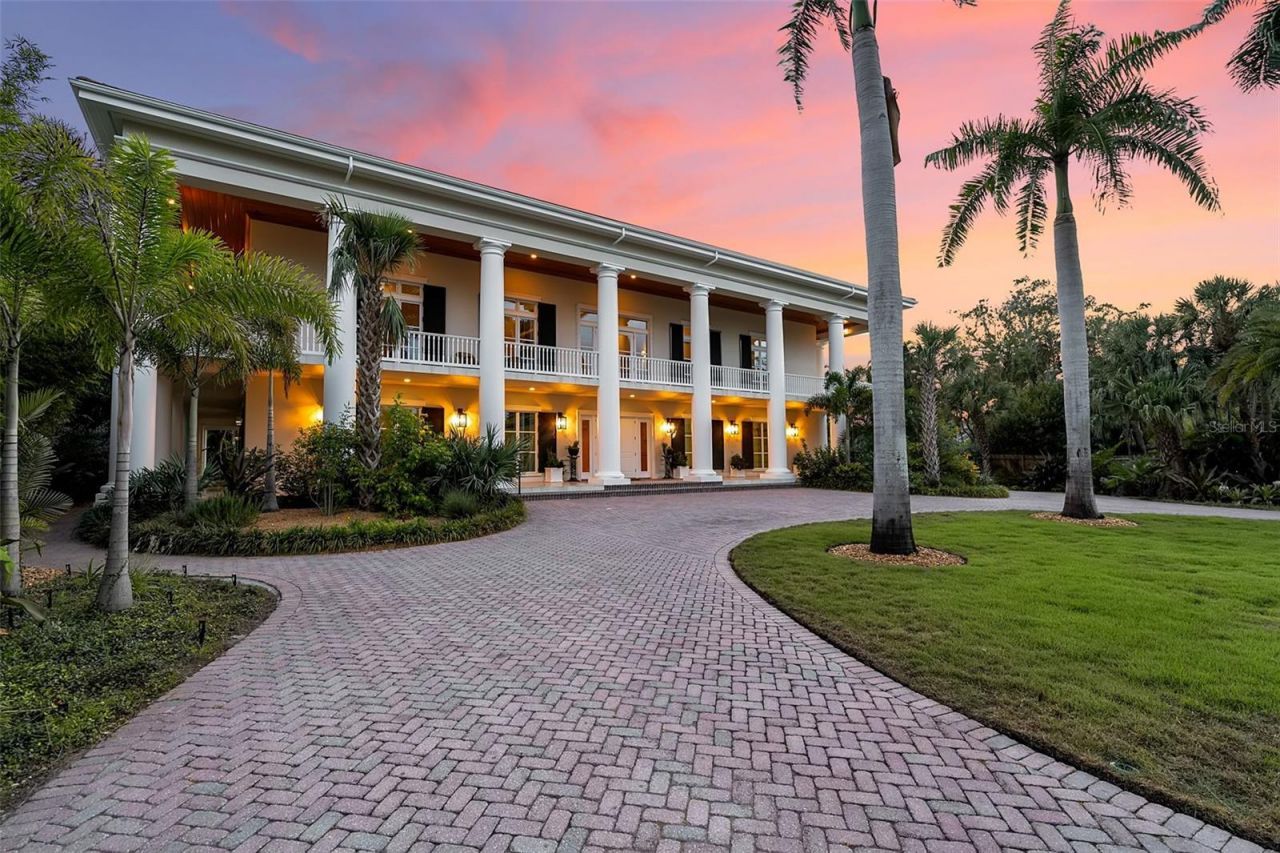 8132 Sanderling Road, Sarasota, FL 34242 Photo