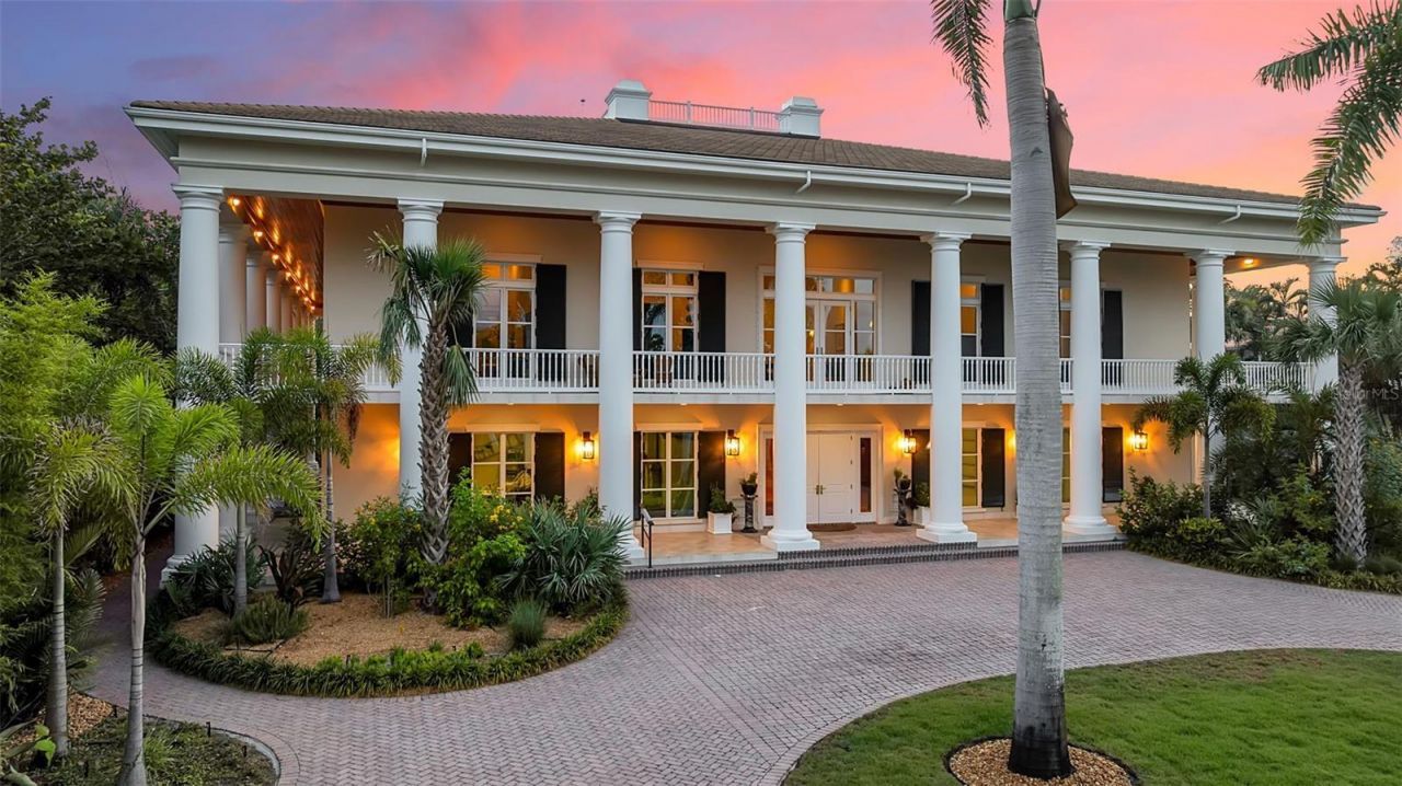 8132 Sanderling Road, Sarasota, FL 34242 Photo