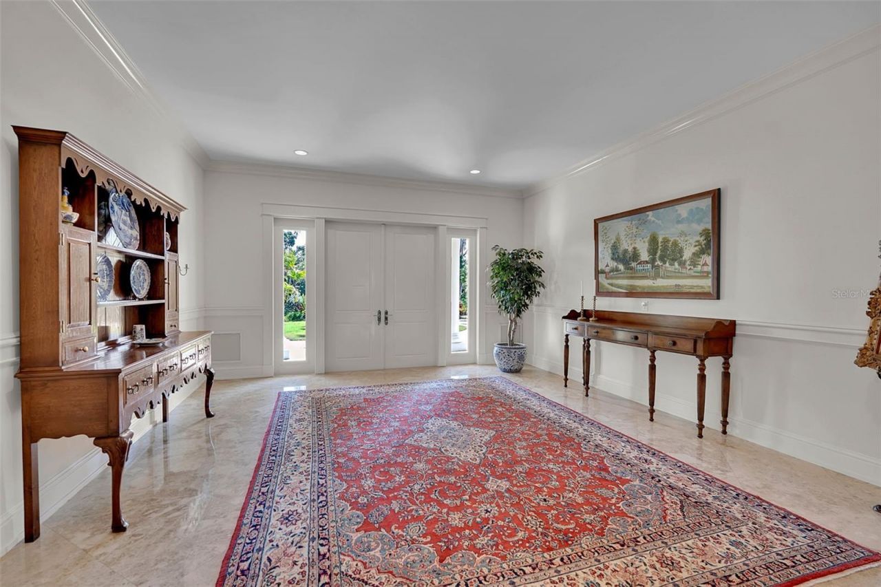 8132 Sanderling Road, Sarasota, FL 34242 Photo