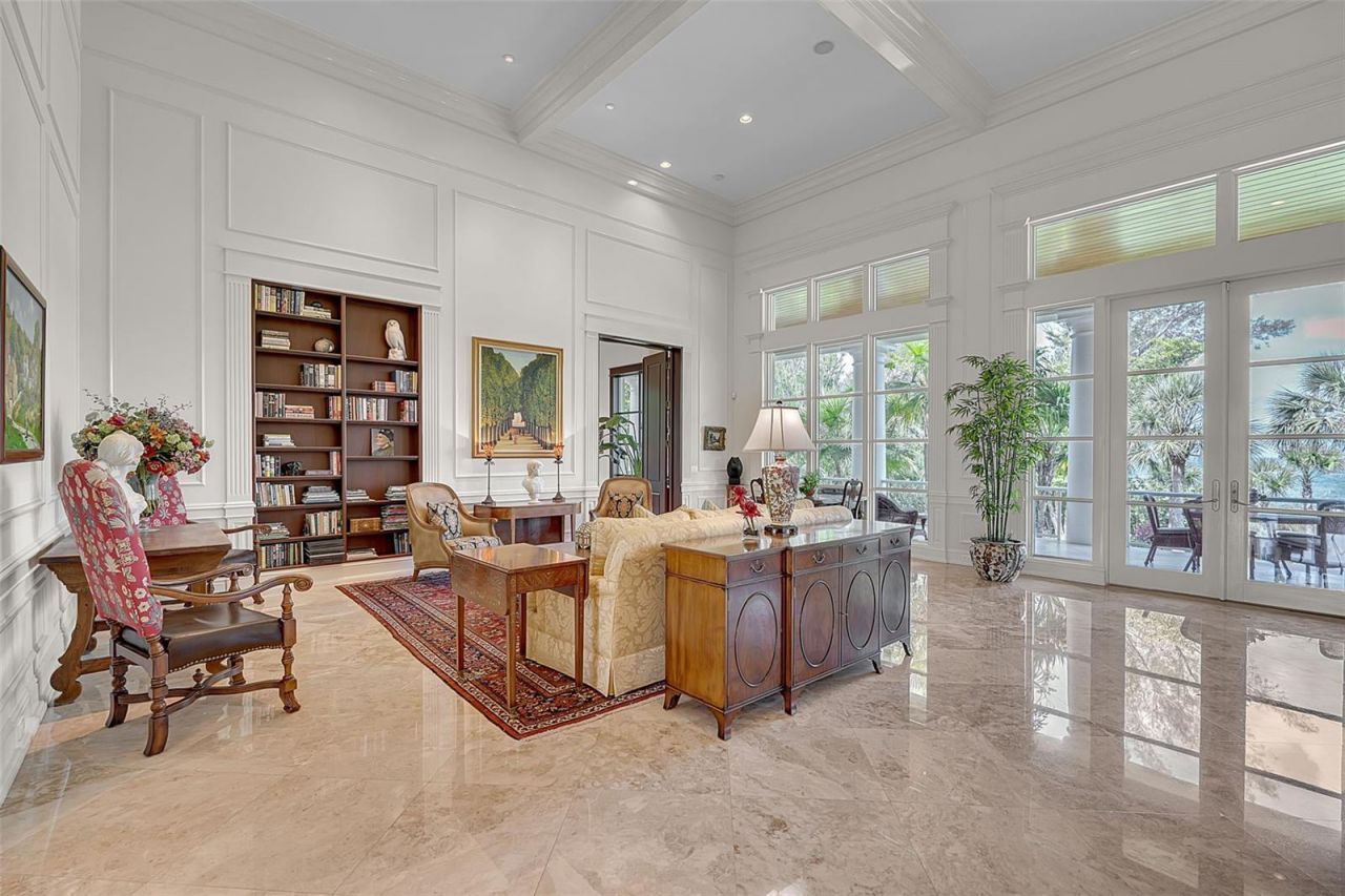 8132 Sanderling Road, Sarasota, FL 34242 Photo