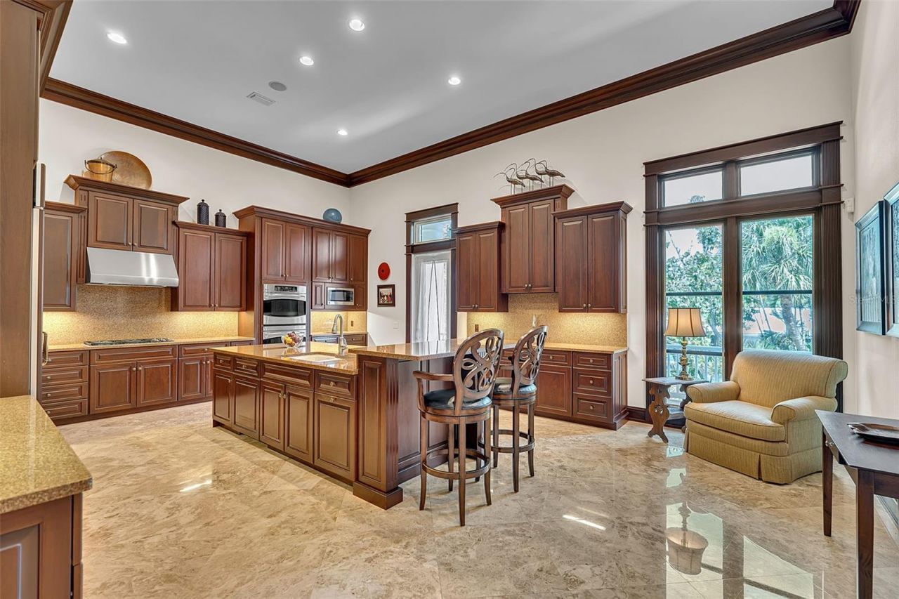 8132 Sanderling Road, Sarasota, FL 34242 Photo