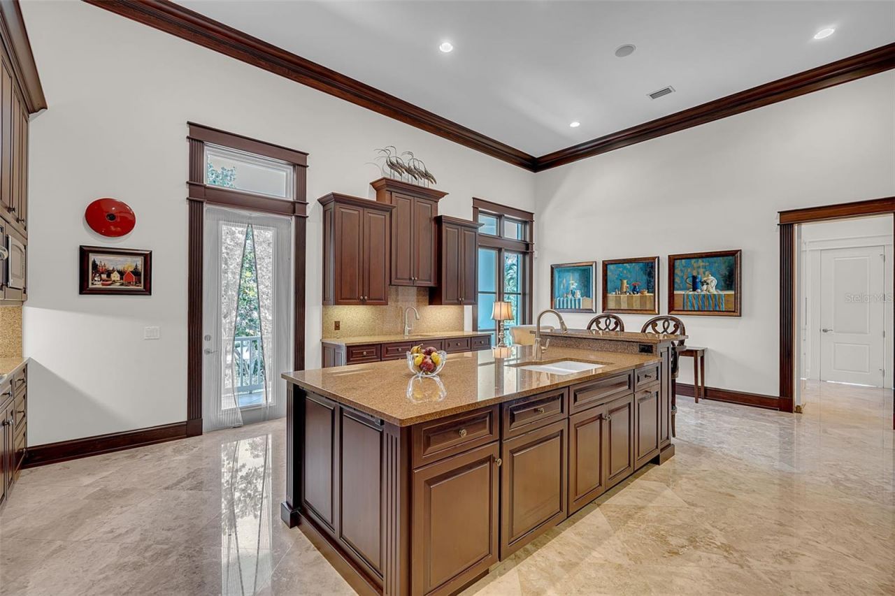 8132 Sanderling Road, Sarasota, FL 34242 Photo
