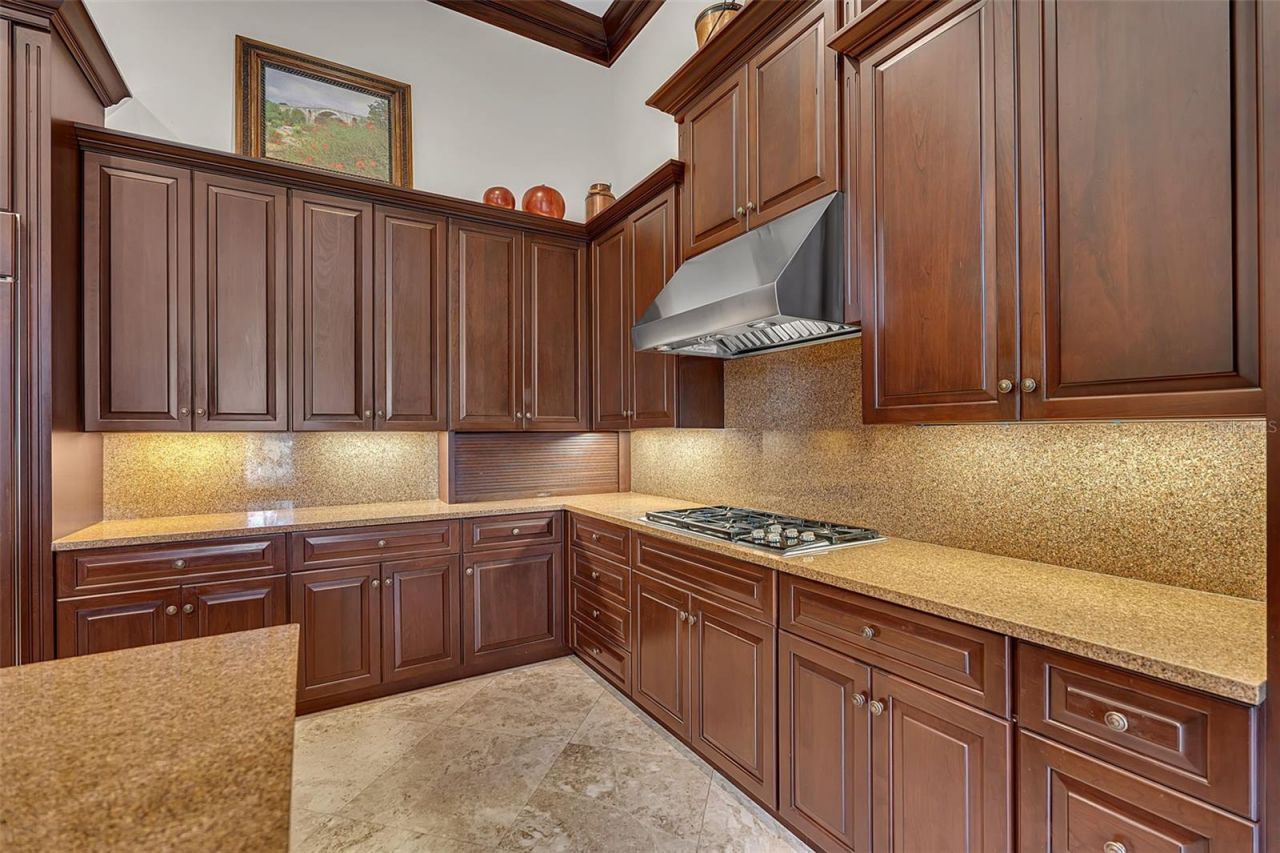 8132 Sanderling Road, Sarasota, FL 34242 Photo