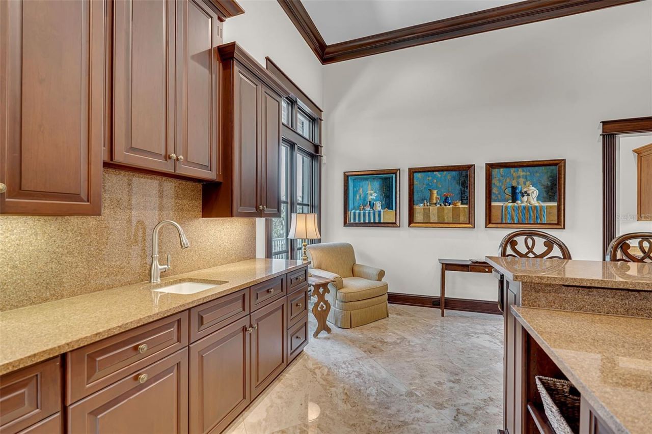 8132 Sanderling Road, Sarasota, FL 34242 Photo
