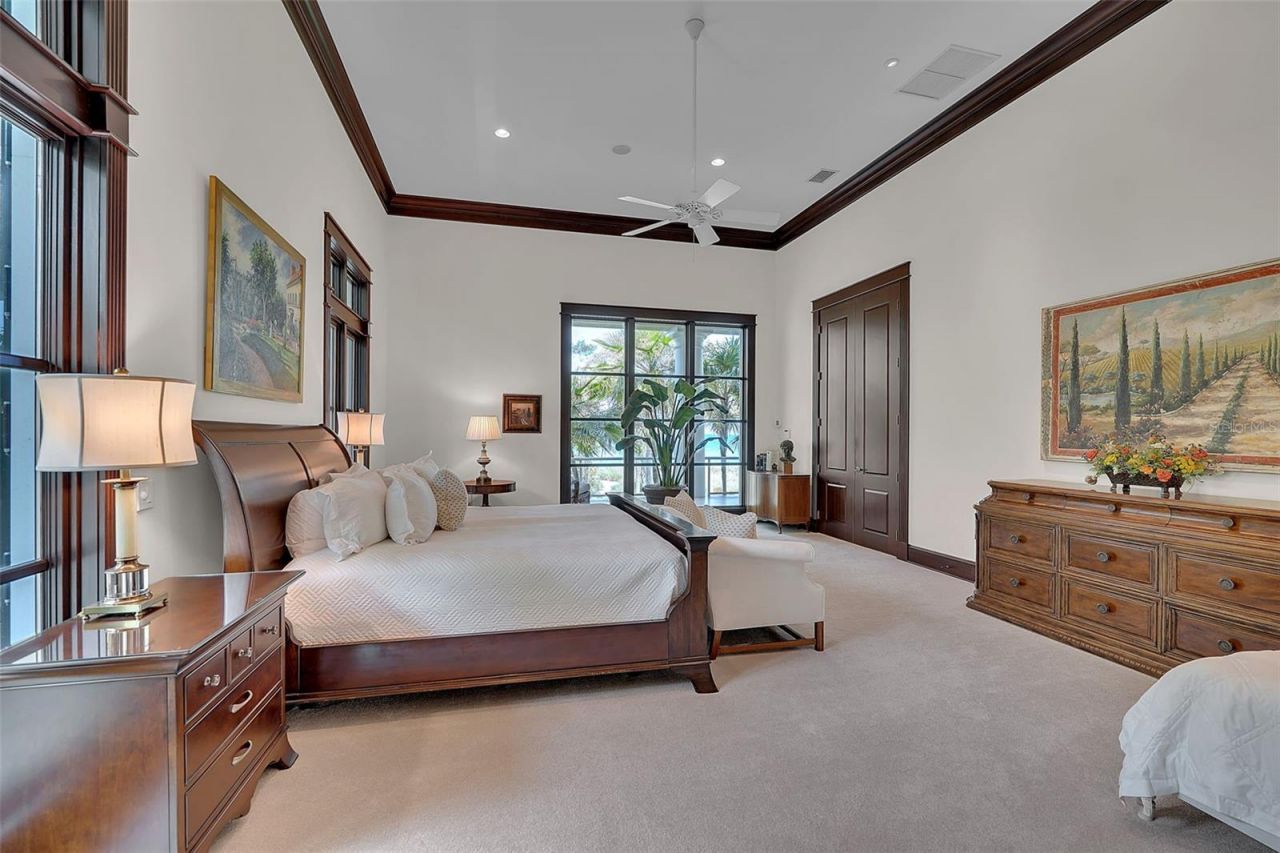 8132 Sanderling Road, Sarasota, FL 34242 Photo