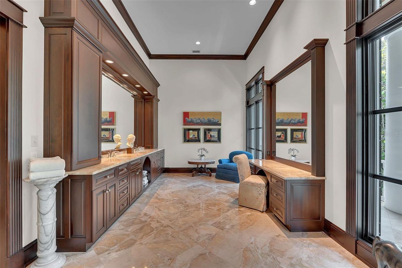 8132 Sanderling Road, Sarasota, FL 34242 Photo