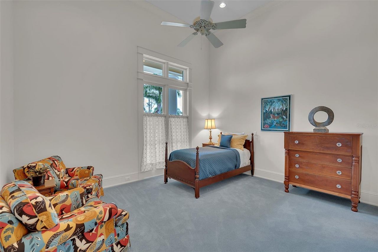 8132 Sanderling Road, Sarasota, FL 34242 Photo