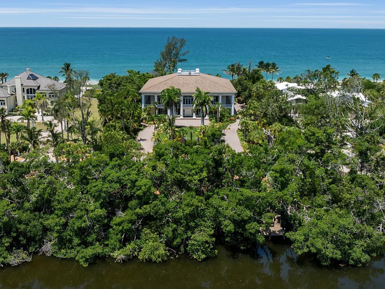 8132 Sanderling Road, Sarasota, FL 34242 Photo