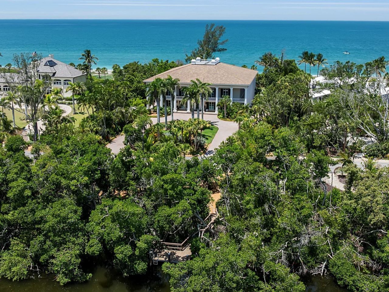 8132 Sanderling Road, Sarasota, FL 34242 Photo