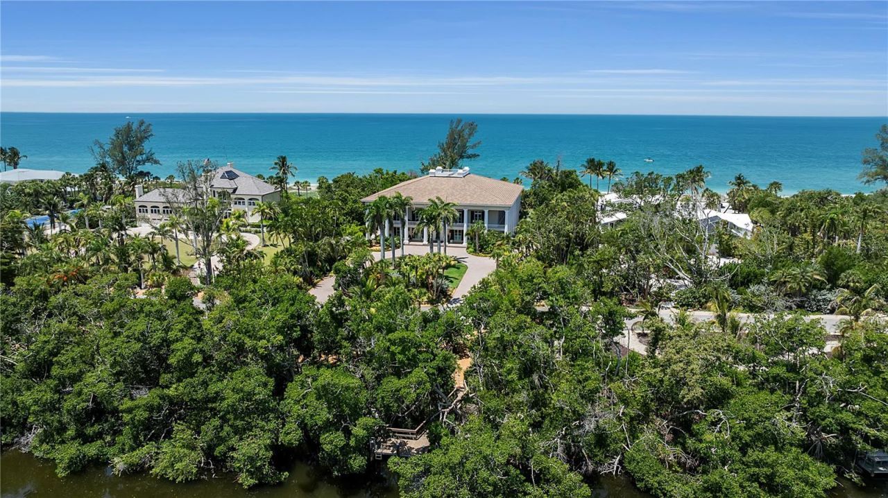 8132 Sanderling Road, Sarasota, FL 34242 Photo