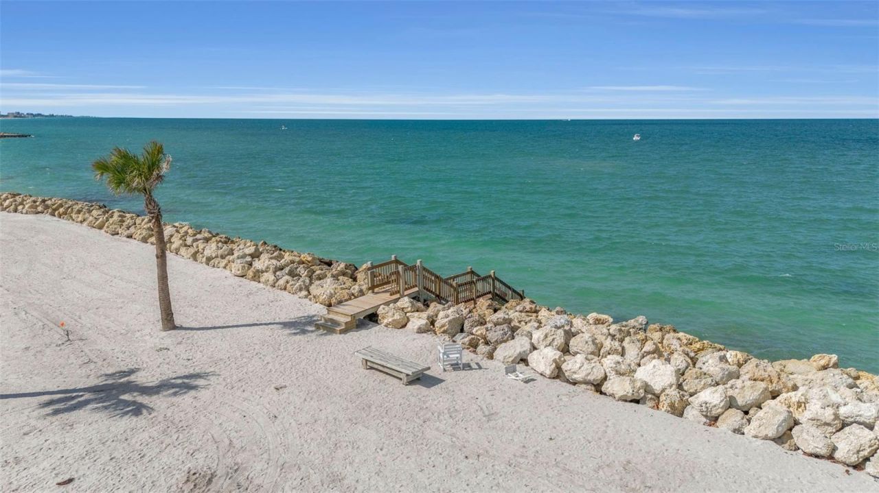 8132 Sanderling Road, Sarasota, FL 34242 Photo