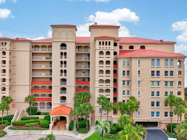 15 AVENUE DE LA MER , Unit 2304, PALM COAST, FL 32137