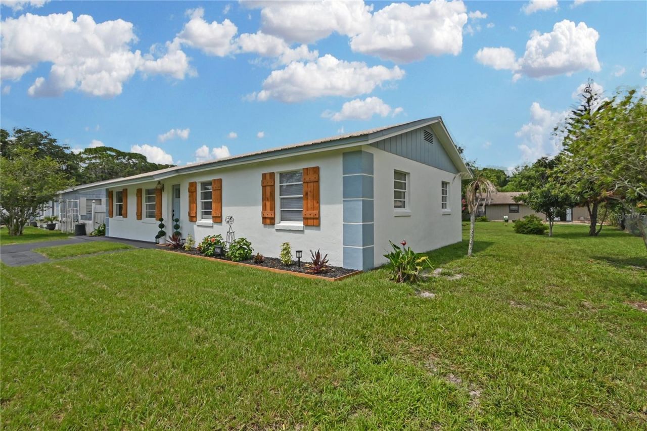 2820 Sabal Palm Drive , Edgewater, FL 32141 Photo