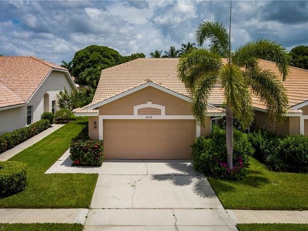 6658 Castlelawn PL, Unit 9, NAPLES, FL 34113