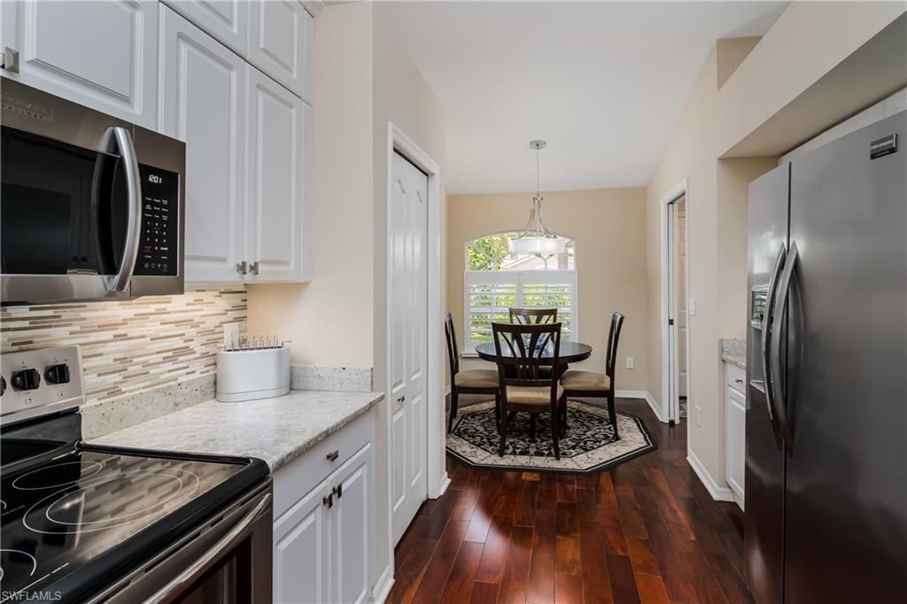 6658 Castlelawn Pl, Unit 9, Naples, FL 34113 Photo